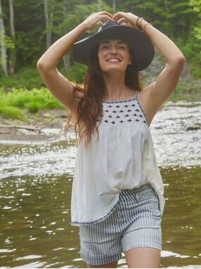 Pilcro and the Letterpress by Anthropologie Harlee Embroidered Swing Tank Top